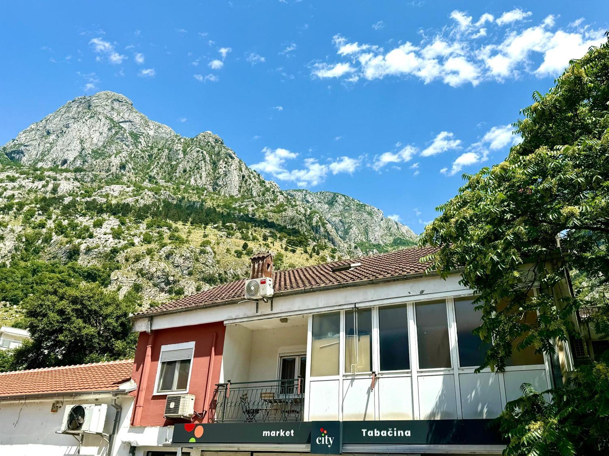 Kotorhostelito Dış mekan fotoğraf